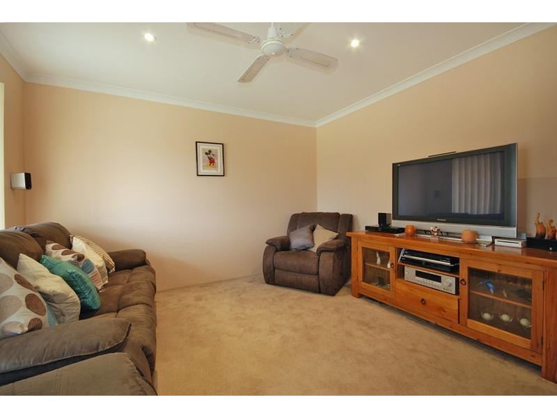 61 Benenden Avenue, Butler WA 6036