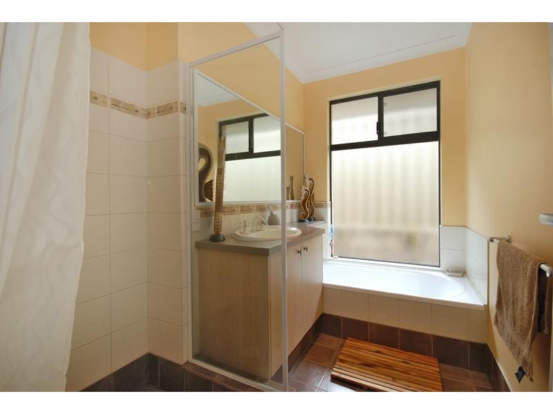 61 Benenden Avenue, Butler WA 6036