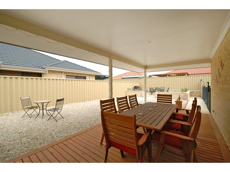 61 Benenden Avenue, Butler WA 6036