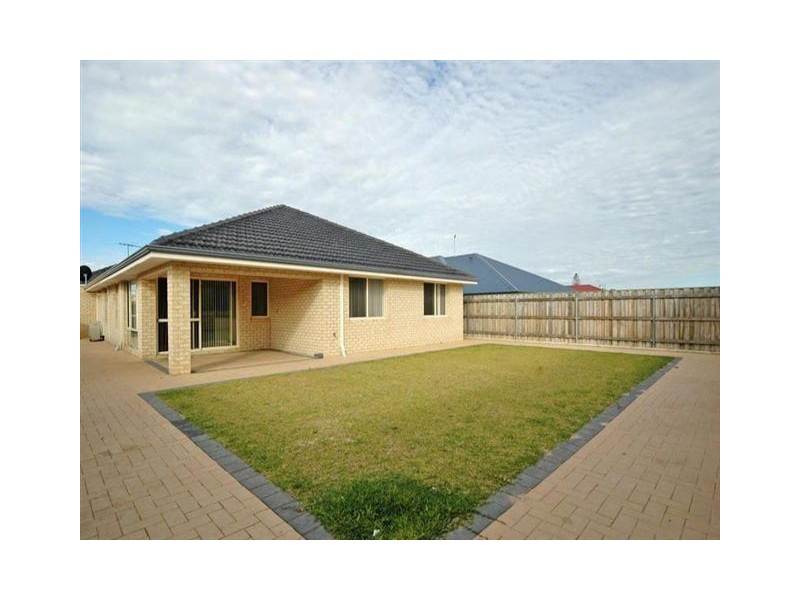 55 Sirius Ramble, Quinns Rocks WA 6030