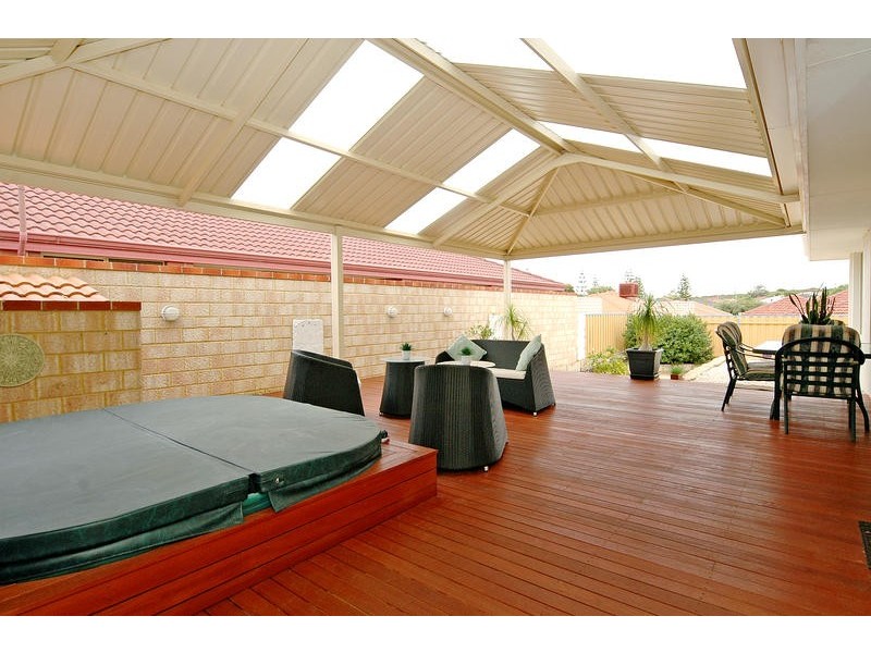 22 Midland Elbow, Mindarie WA 6030