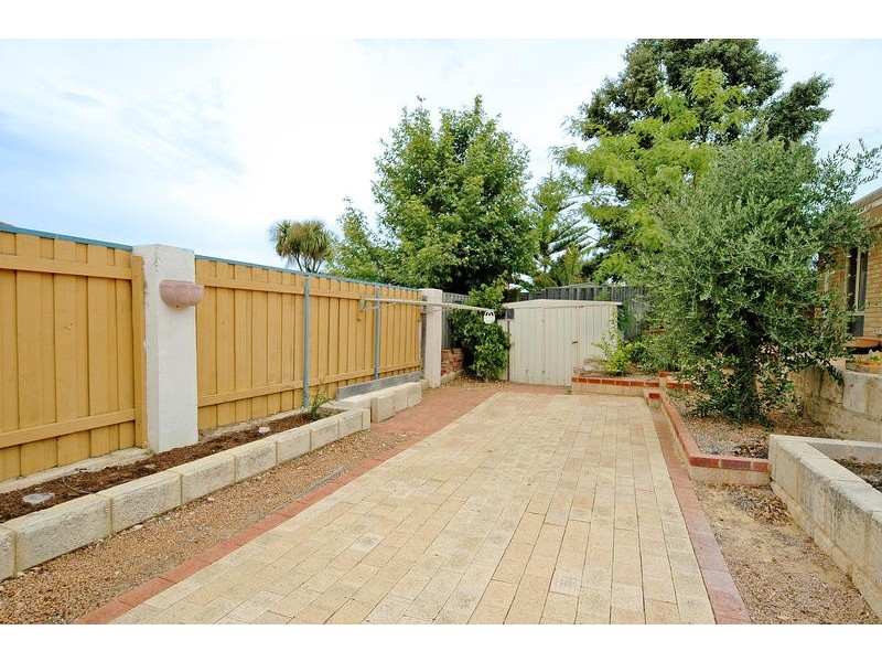 22 Midland Elbow, Mindarie WA 6030