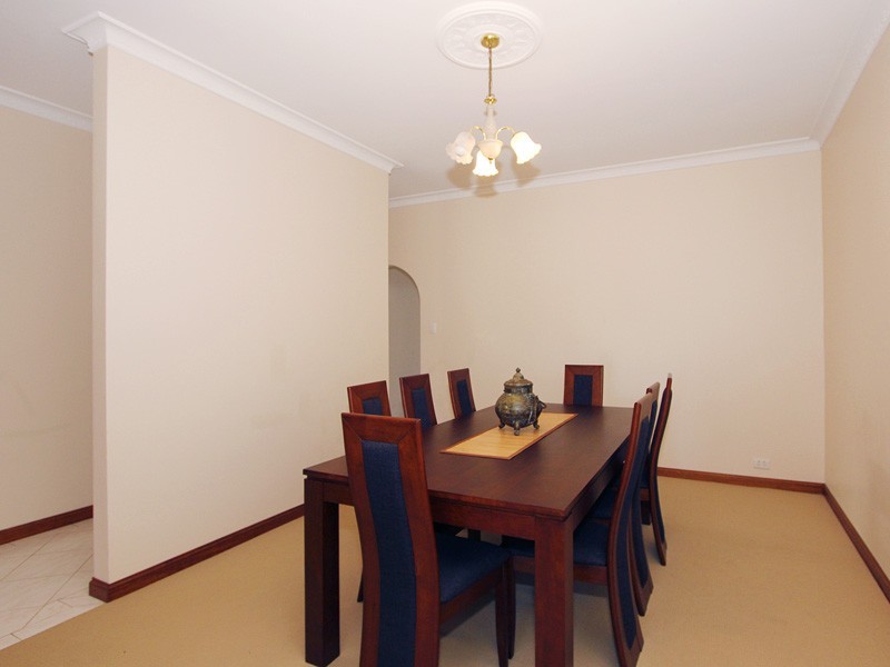 4 Bluewater Rise, Mullaloo WA 6027