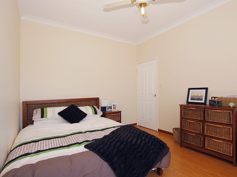 4 Bluewater Rise, Mullaloo WA 6027