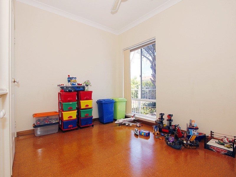 4 Bluewater Rise, Mullaloo WA 6027
