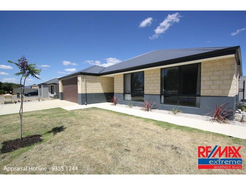 39 Hillhouse Way, Piara Waters WA 6112