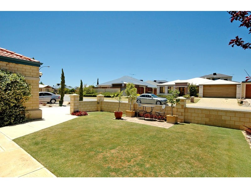 11 Sumba Turn, Mindarie WA 6030