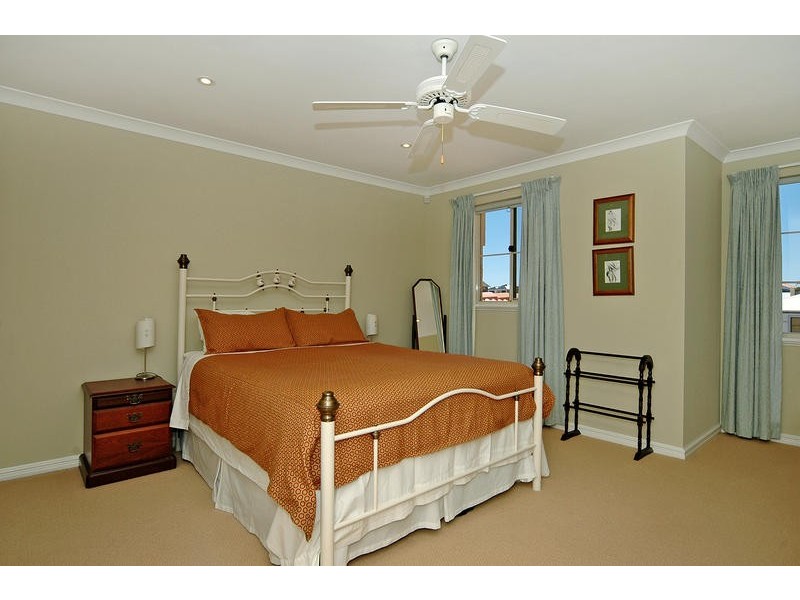 11 Sumba Turn, Mindarie WA 6030