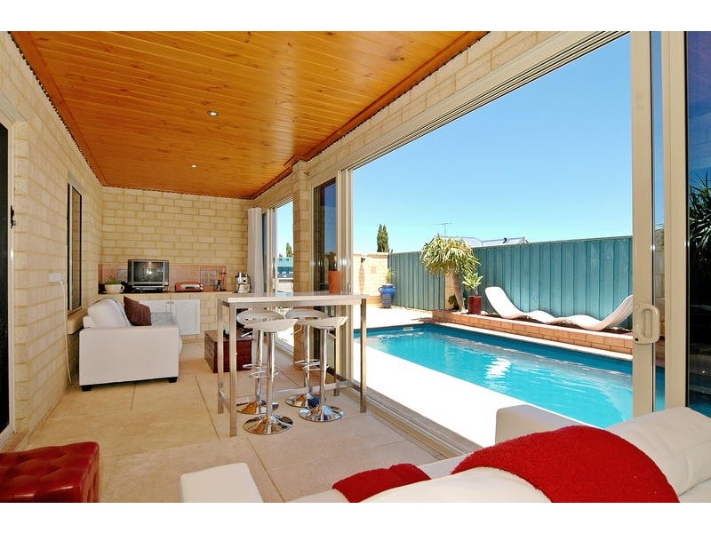 11 Sumba Turn, Mindarie WA 6030