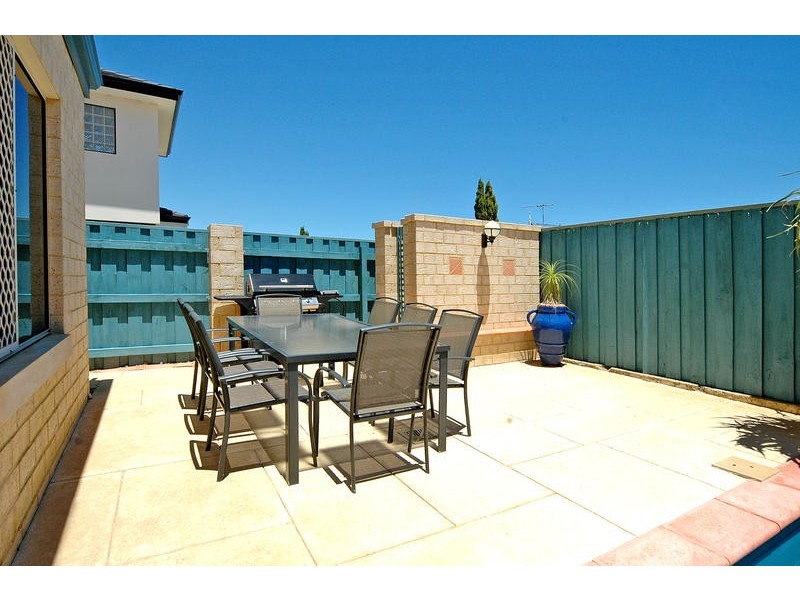 11 Sumba Turn, Mindarie WA 6030