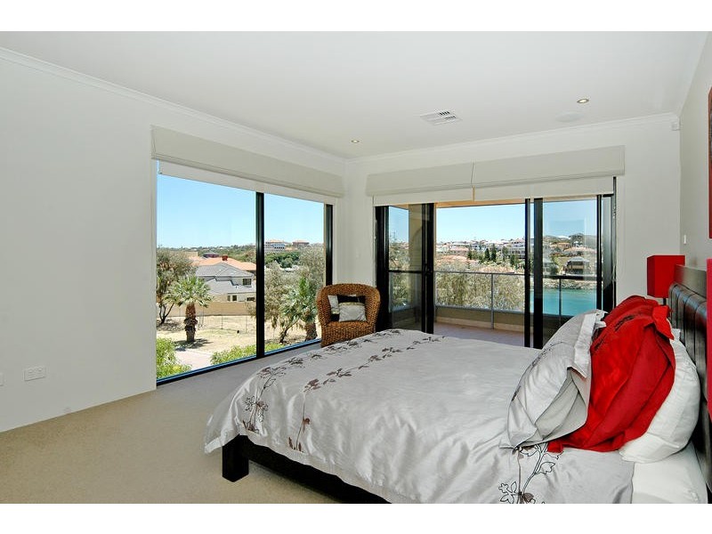 28A Clarecastle Retreat, Mindarie WA 6030