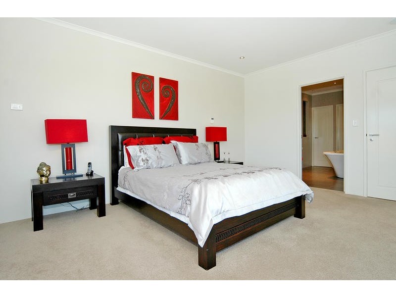 28A Clarecastle Retreat, Mindarie WA 6030