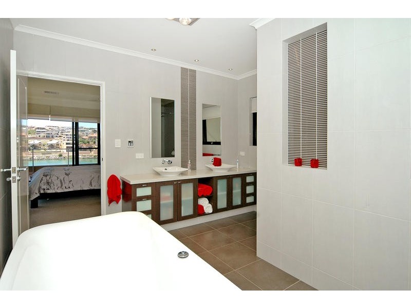 28A Clarecastle Retreat, Mindarie WA 6030