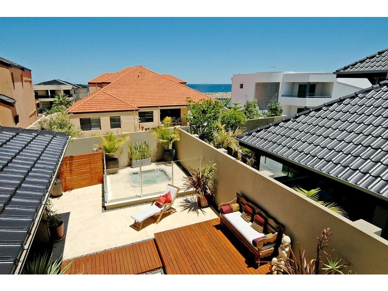 28A Clarecastle Retreat, Mindarie WA 6030