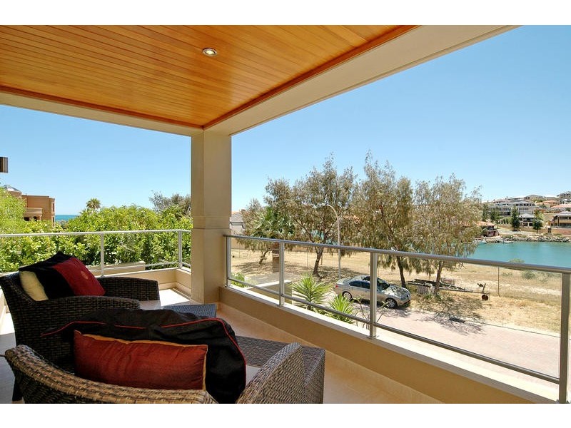 28A Clarecastle Retreat, Mindarie WA 6030