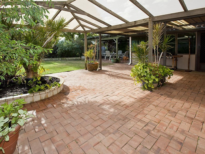 7 Coran Place, Camillo WA 6111