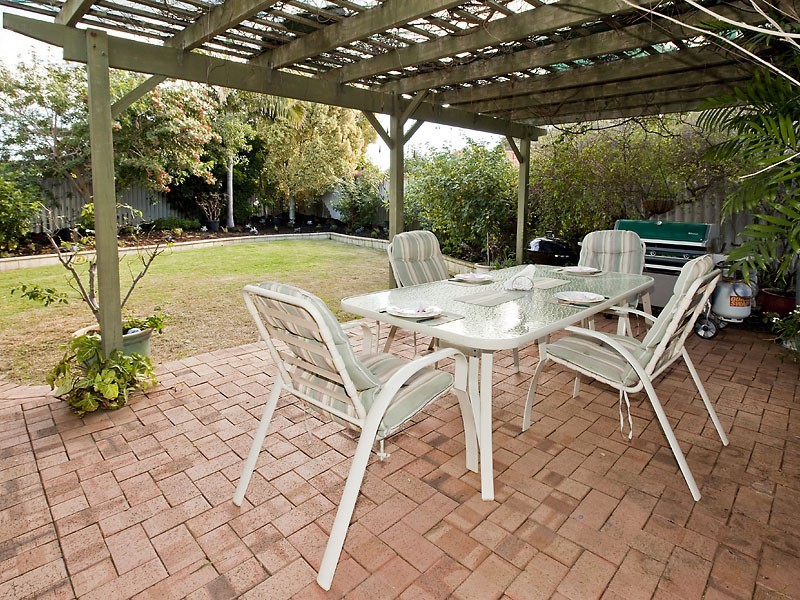 7 Coran Place, Camillo WA 6111