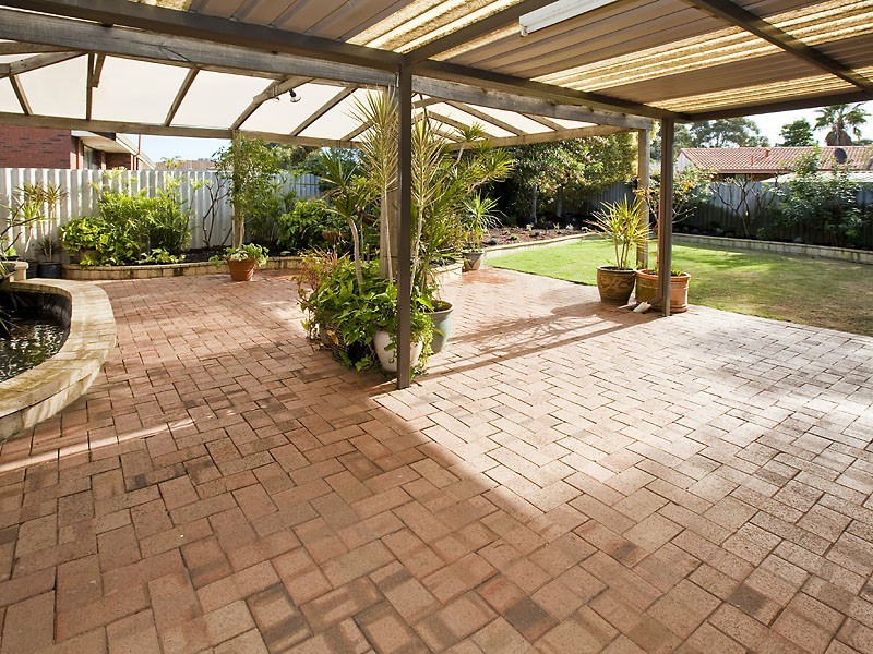 7 Coran Place, Camillo WA 6111