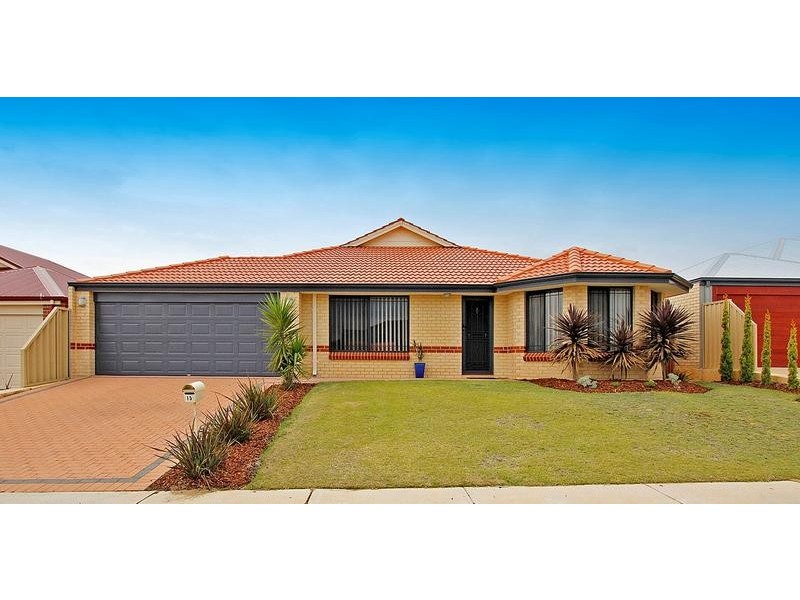 15 Ardglass Gardens, Ridgewood WA 6030