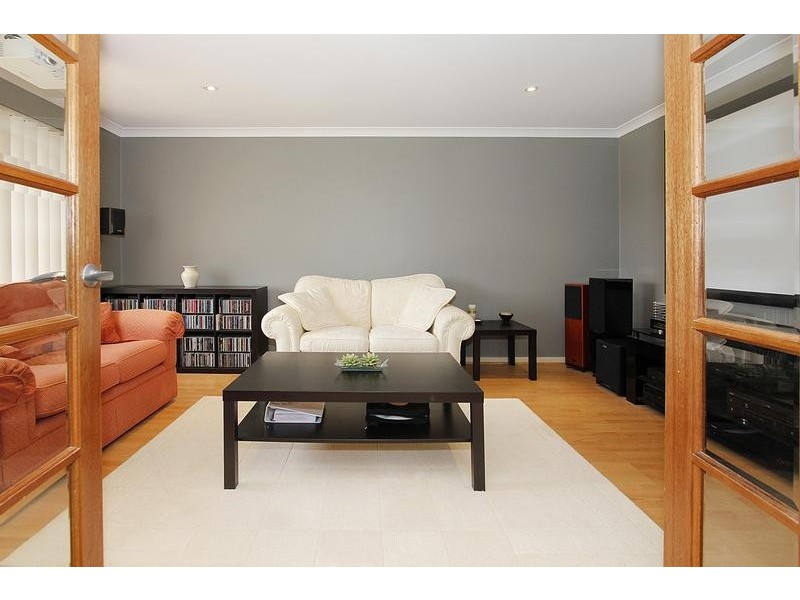 15 Ardglass Gardens, Ridgewood WA 6030