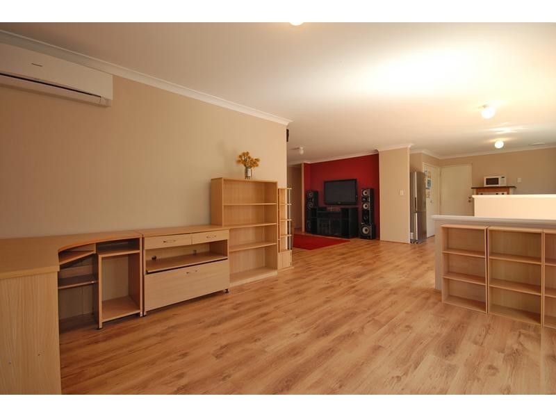 19 Eversden Crescent, Butler WA 6036