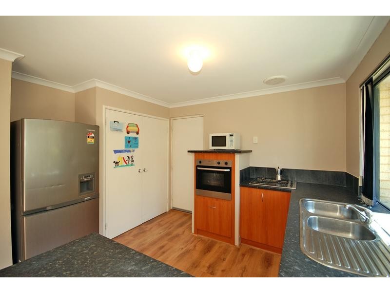 19 Eversden Crescent, Butler WA 6036