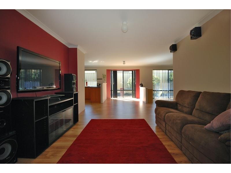 19 Eversden Crescent, Butler WA 6036