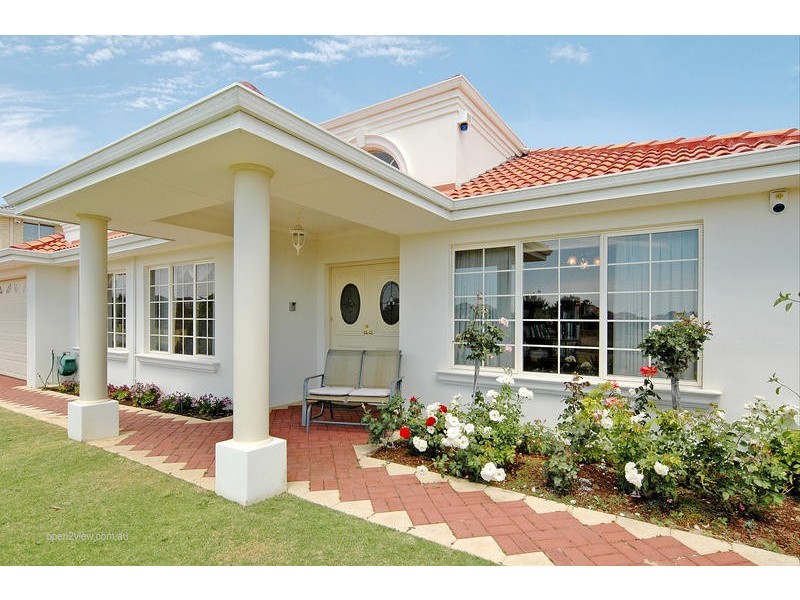 17 Lighthouse Parade, Mindarie WA 6030