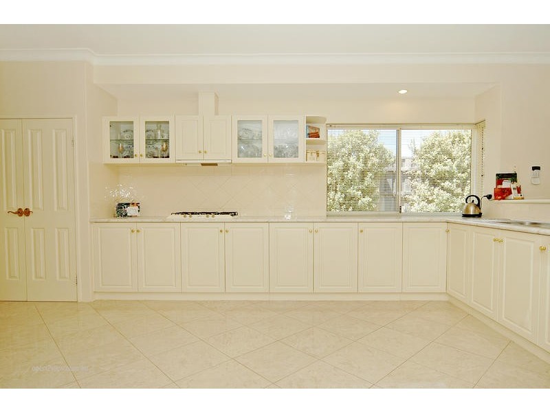 17 Lighthouse Parade, Mindarie WA 6030