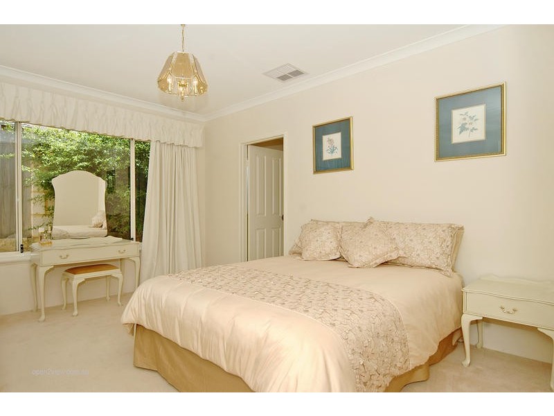 17 Lighthouse Parade, Mindarie WA 6030