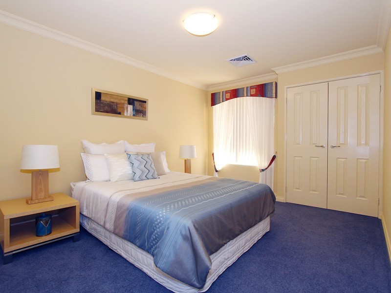 490 Shenton Avenue, Iluka WA 6028