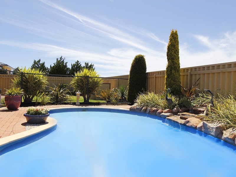 490 Shenton Avenue, Iluka WA 6028