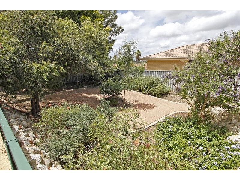 8 Audax Court, Merriwa WA 6030