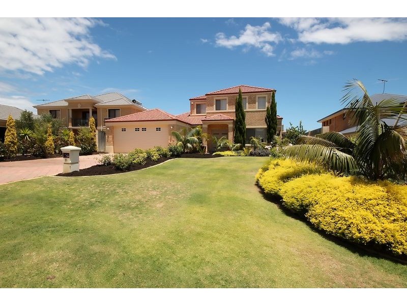 21 Lena Pass, Mindarie WA 6030