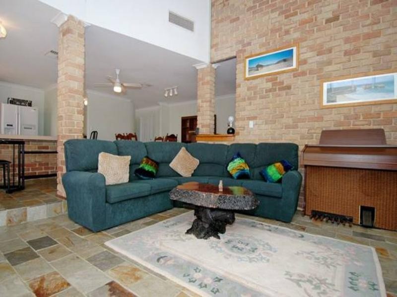 1 Hobie Place, Ocean Reef WA 6027