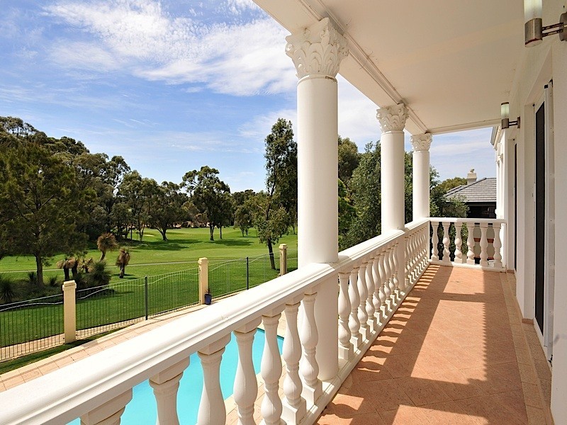 17 Pine Valley Pass, Connolly WA 6027