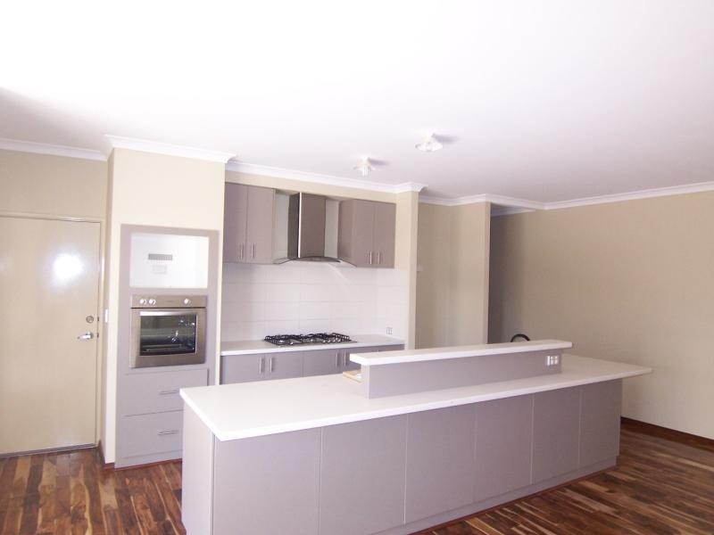 14 Featherstone Gardens, Butler WA 6036