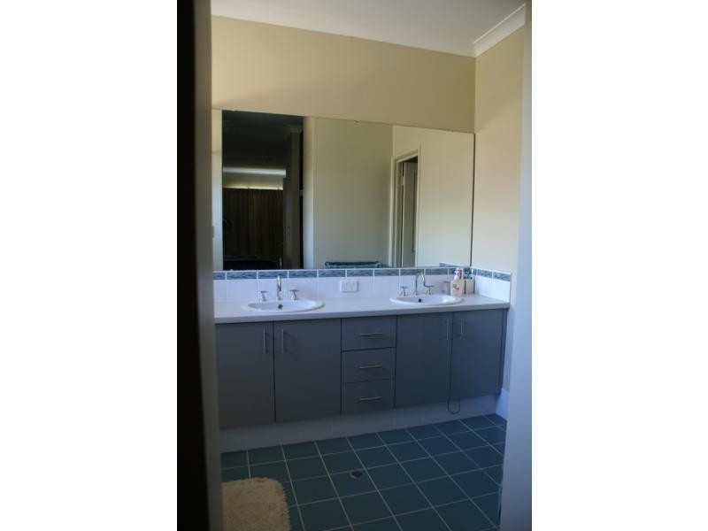 14 Featherstone Gardens, Butler WA 6036