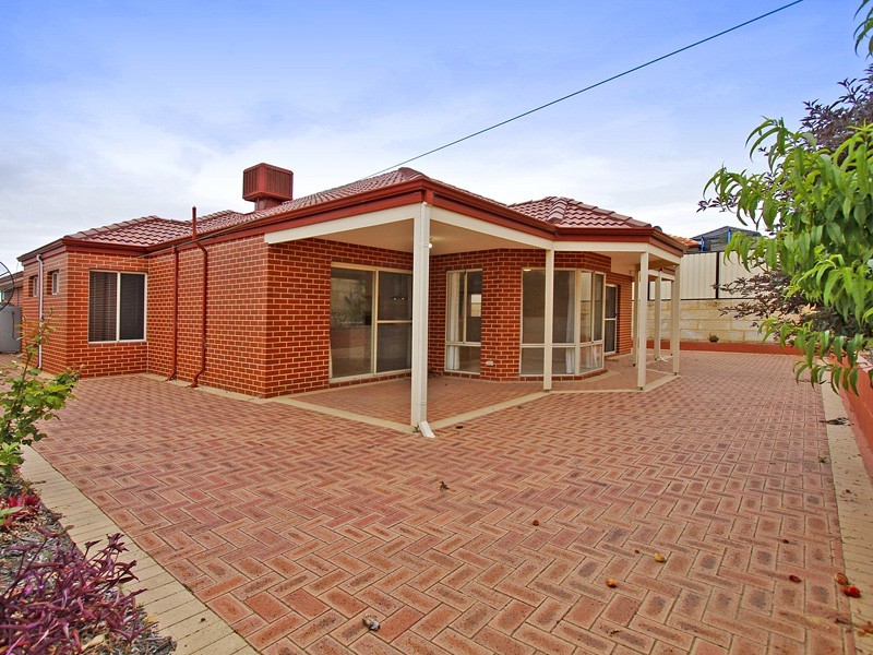 5 Maroubra Way, Clarkson WA 6030