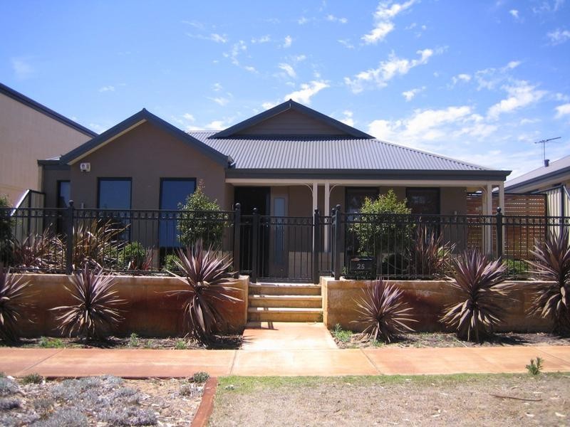 25 Homestead Drive, Clarkson WA 6030