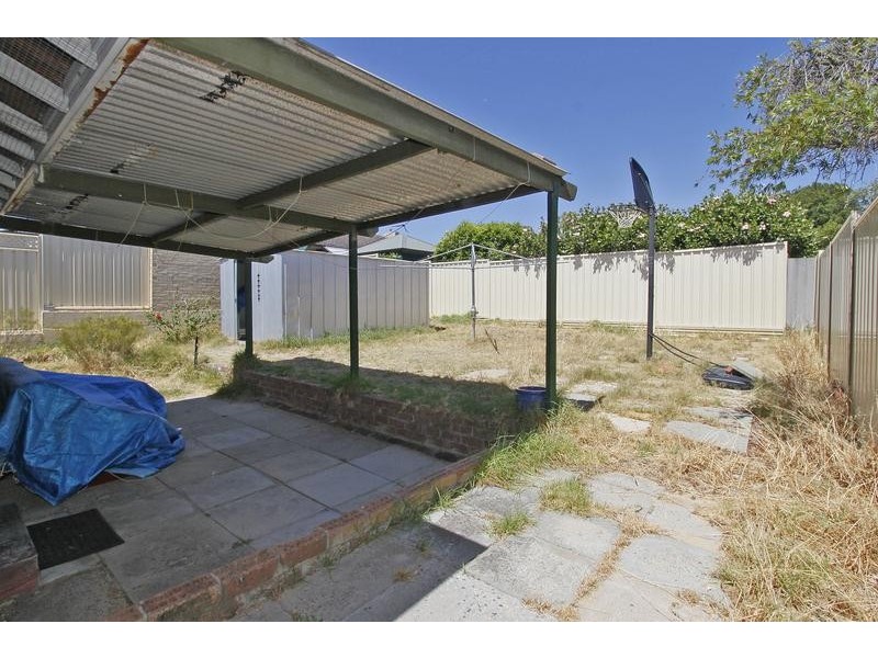 4A Albourne Way, Balga WA 6061