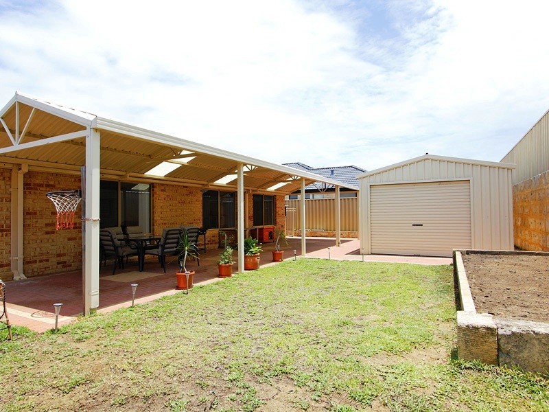 15 Wiltshire Entrance, Butler WA 6036