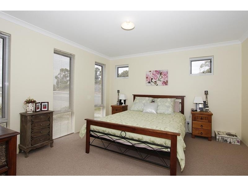 1 Granite Place, Yanchep WA 6035