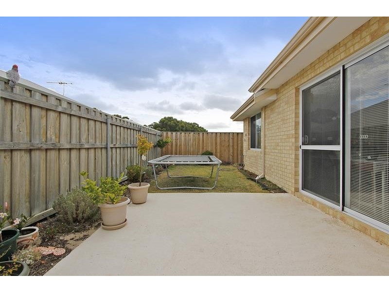 1 Granite Place, Yanchep WA 6035