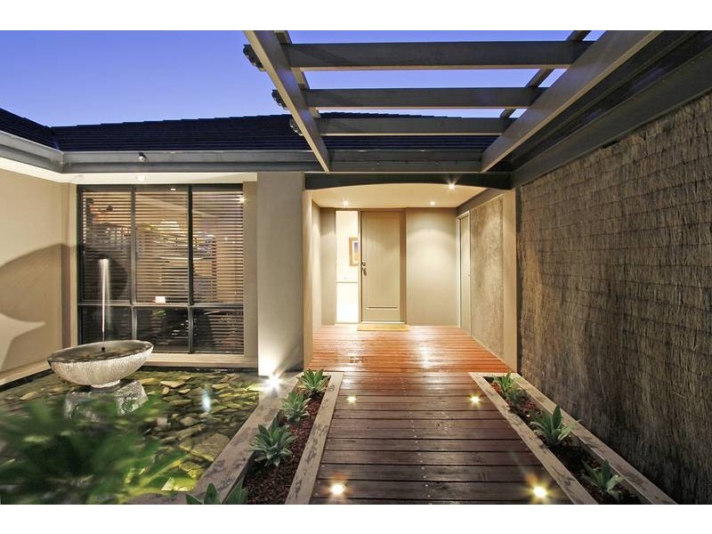 18 Chilworth Road, Butler WA 6036