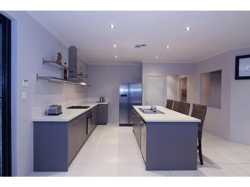 18 Chilworth Road, Butler WA 6036