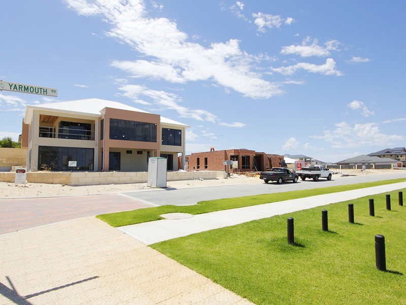 12 Yarmouth Road, Jindalee WA 6036