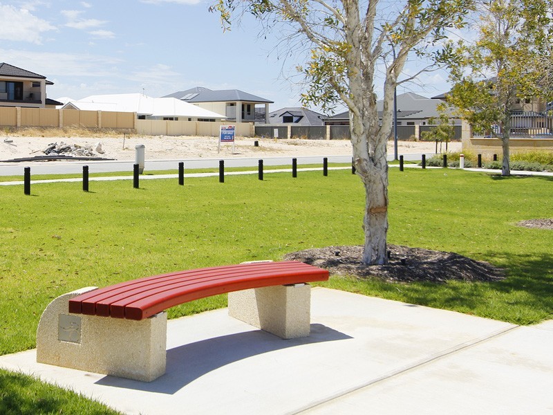 12 Yarmouth Road, Jindalee WA 6036