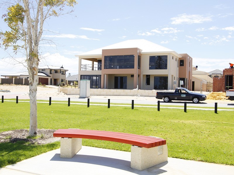 12 Yarmouth Road, Jindalee WA 6036