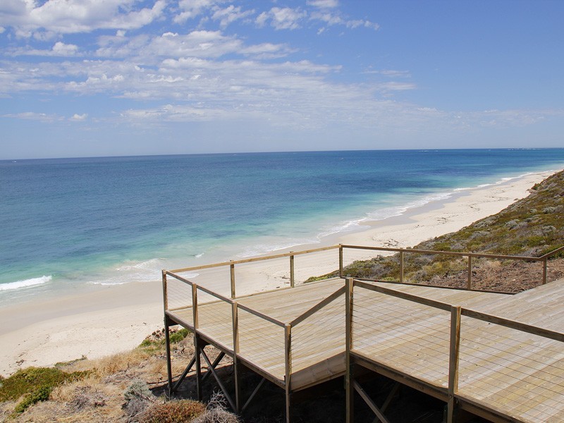 12 Yarmouth Road, Jindalee WA 6036